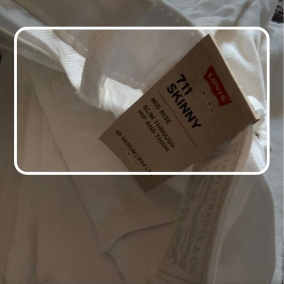 Ladies 🔥 Levi’s 711 Skinny Jeans - Picture 4 of 5